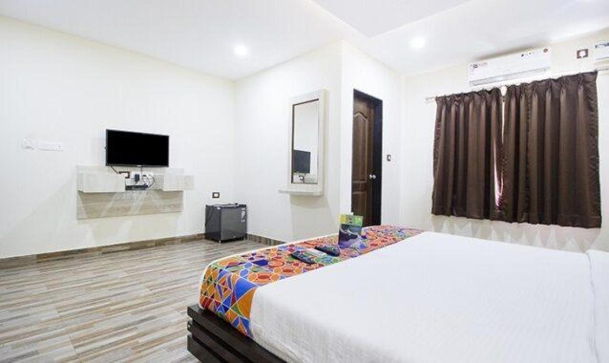 Fabexpress Orchid The Sky Hotell Calangute Exteriör bild
